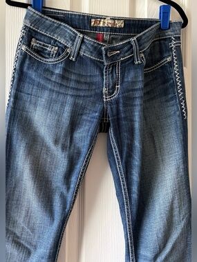 BKE Stella Stretch Women's Medium Blue Bootcut Jeans with White Stitching